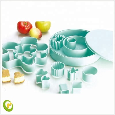 plastic cake mould